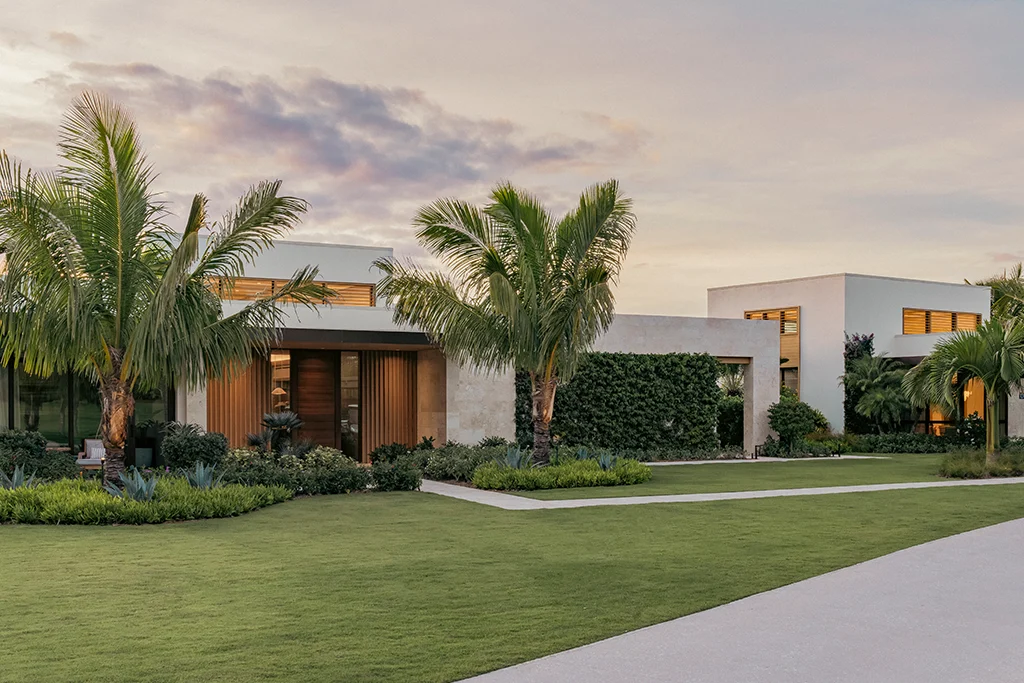 Apogee lodge