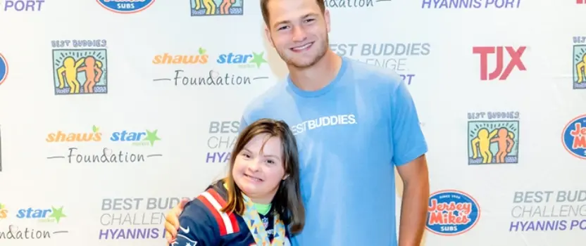 Drake Maye meets with Best Buddies Challenge team ahead of bike ride through Mass.